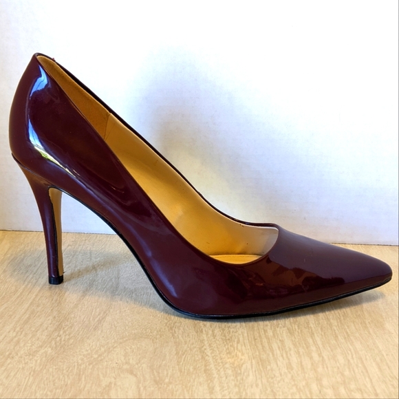 Nine West Burgundy Wine Classic Patent Pumps Size 8 - Picture 1 of 11